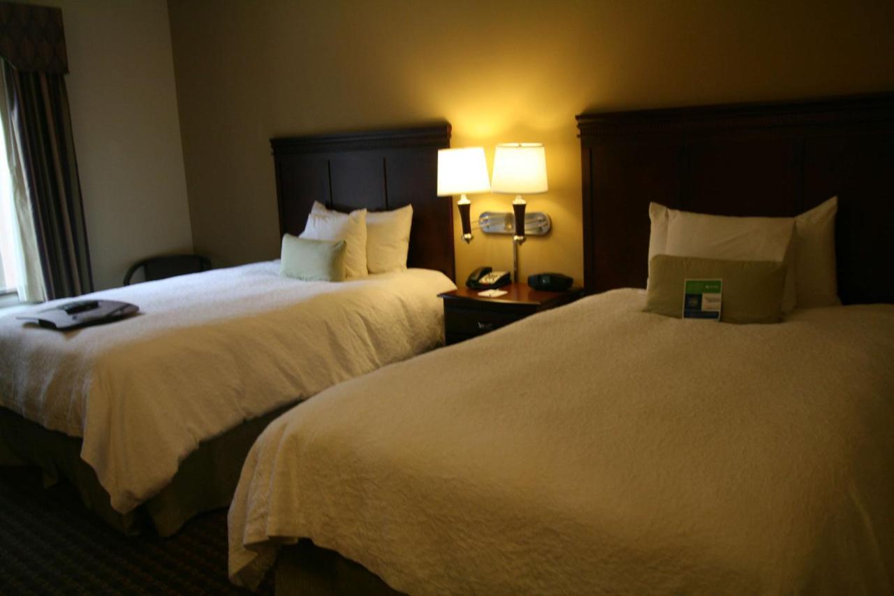Hampton 3*