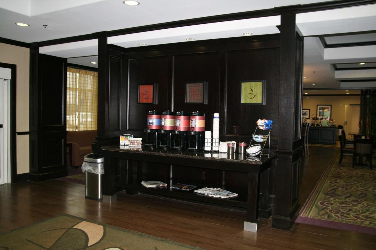 Hotel Hampton